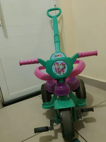 Vendo uma motoca vilo troll pouco uso praticamente nova