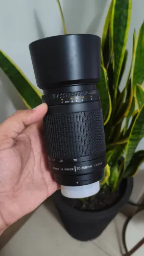 Nikon 70-300mm AF 4.5-5.6 - FULL FRAME