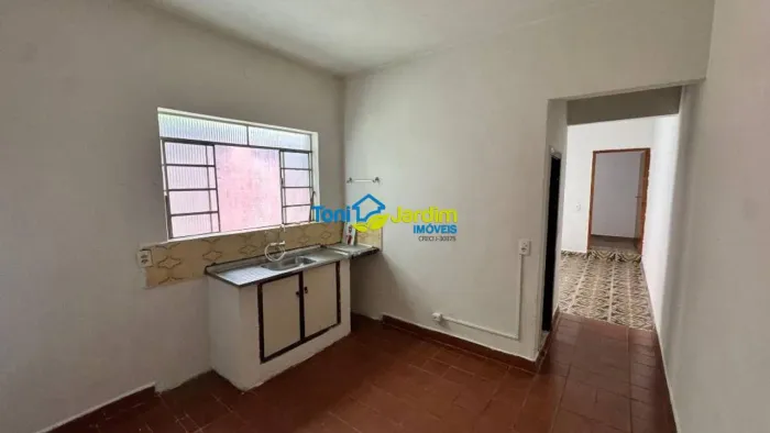 Casa com 1 dormitório para alugar, 30 m² por R$ 929,17/mês - Vila Suíça - Santo André/SP