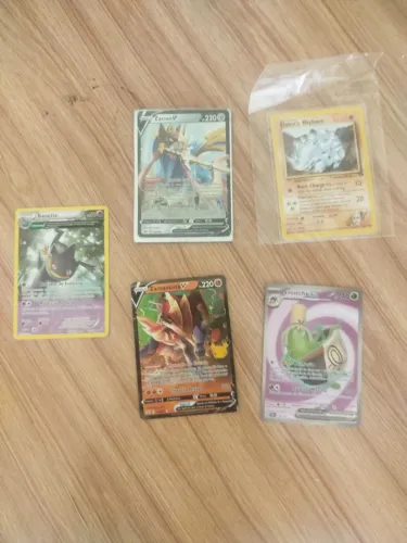 Vendo cartas pokémon em ótimos estado