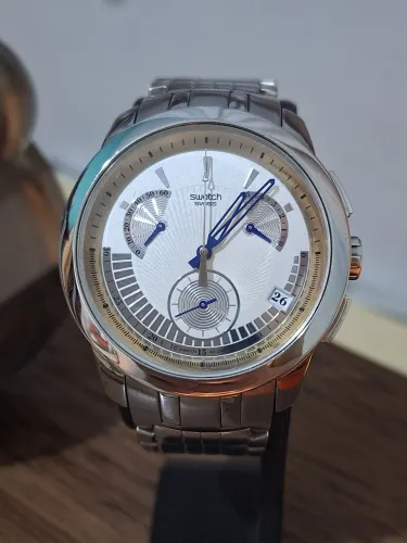 Relógio Swatch Irony modelo YRS402G Retrograde