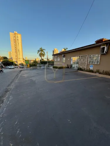 Oportunidade de Locação: Imóvel Comercial de 420m² no Jardim Cuiabá, Cuiabá-MT - 6 Vagas d