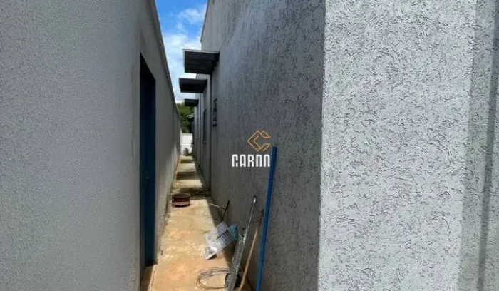 Imóvel com 04 quartos sendo 02 suítes, localizado no Anhanguera, Silvânia-GO?