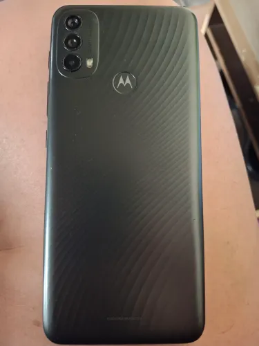 Moto e 40