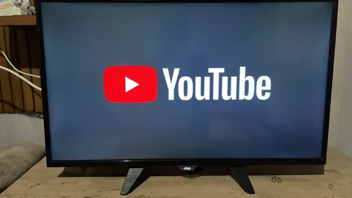 Tv smart AOC