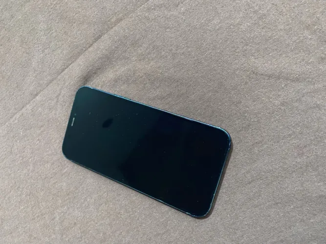 iPhone 12 128GB Azul + Carregador + 3 Capinhas