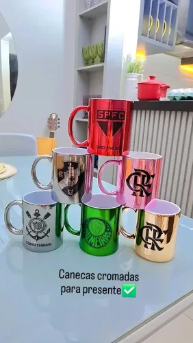 Canecas cromadas de times para presente