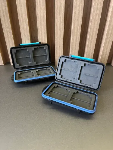Case rígida cartão SD