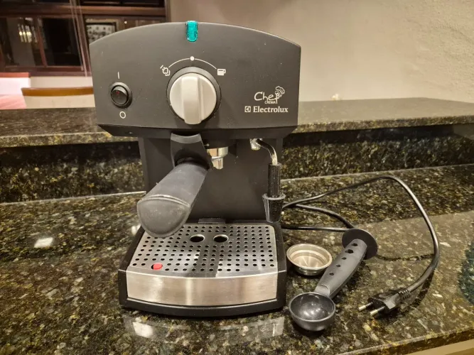 Cafeteira Chef Crema Electrolux