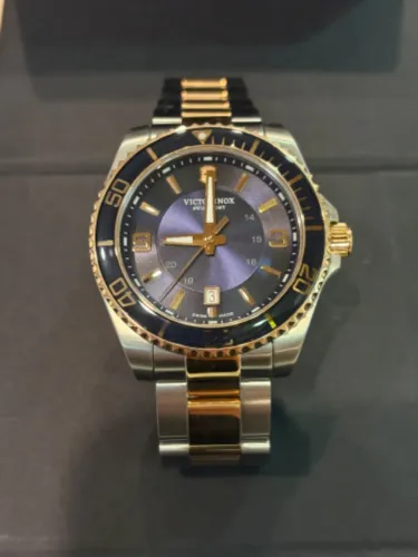 Relógio suíço Victorinox Maverick Swiss Quartz two-tone