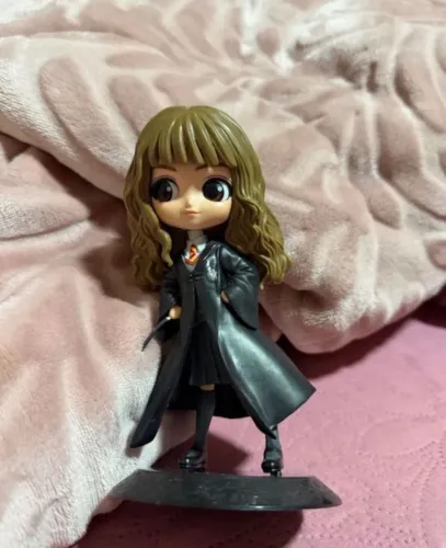 Boneca Hermione figure action - Harry Potter