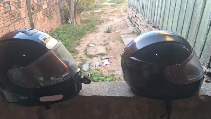 2 capacetes fly bom estado
