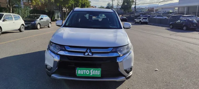 Mitsubishi Outlander 2.2 165cv Diesel Aut. 2016