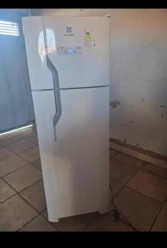 Geladeira eletrolux