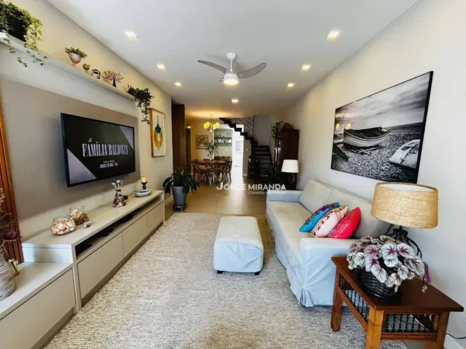 Cobertura com 4 dormitórios à venda, 250 m² por R$ 1.600.000,00 - Centro - Guarapari/ES