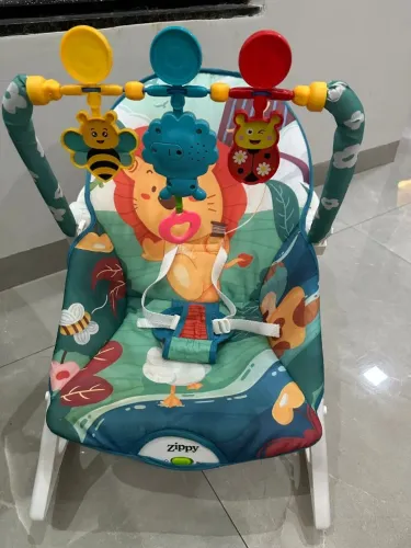 Cadeira Balanço Descanso do Bebê 18kg Música Zippy Toys