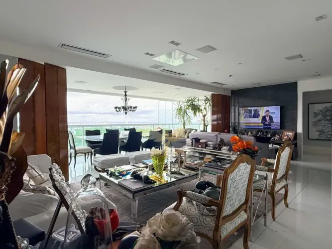 APARTAMENTO 4 QUARTOS (3 SUÍTES), 185M², NO ITAIGARA