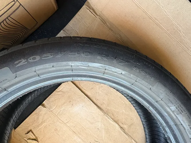 Pneu Pirelli aro 17