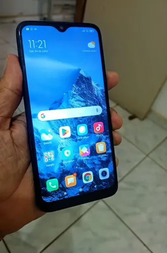 Redmi Note 7 128gigas  sem trincado..