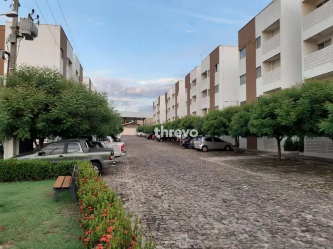 Apartamento com 2 dormitórios à venda, 55 m² por R$ 160.000,00 - Colorado - Teresina/PI