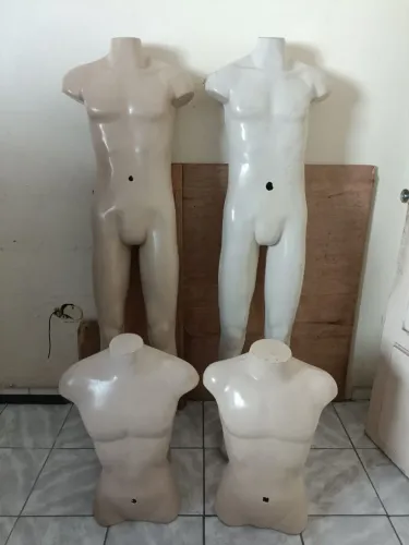 Vendo maniquis em perfeito estado 