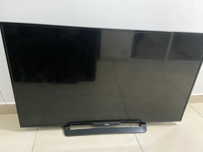 TV Philips 48" Full HD - Ótimo Custo-Benefício!
