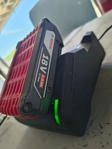 Carregador com bateria