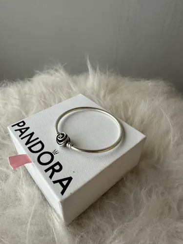 Pulseira Pandora Original na Caixa