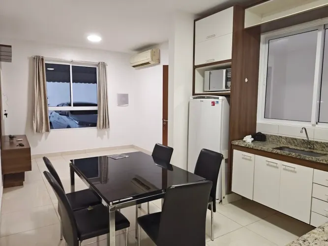 Alugo casa mobiliada em condomínio fechado