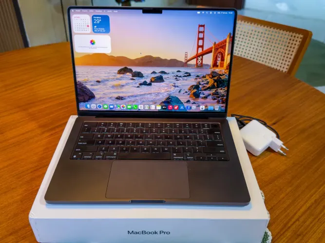 MacBook Pro M4 - Estado de Novo. Apenas 42 Ciclos!