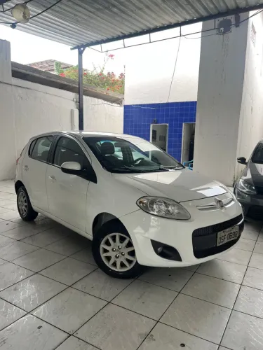 Fiat Palio Attractive 1.0 EVO Fire Flex 8V 5P 2014