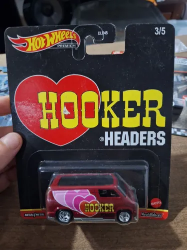 Hot wheels car culture Custom 77 Dodge Van