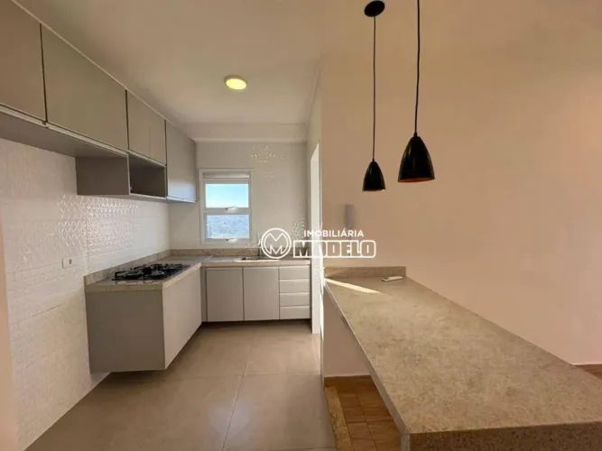 Apartamento com 2 dormitórios para alugar, 74 m² por R$ 3.548/mês - Vila Independência - P