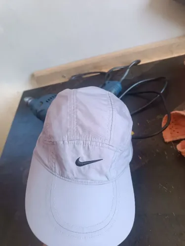 Boné Nike spiros cinza raridade só 2 br