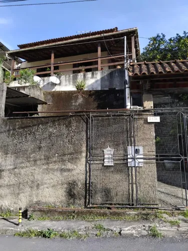 Vendo casa na Chacara Flora- Alto da Serra
