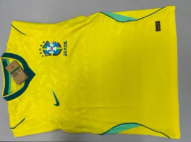 Camisa Brasil amarela