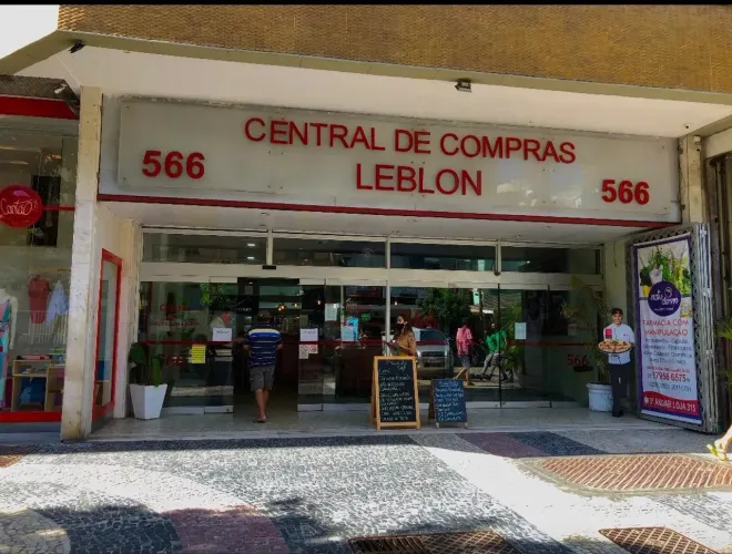 Ponto comercial/Loja/Box para venda possui 50 metros quadrados com 3 quartos