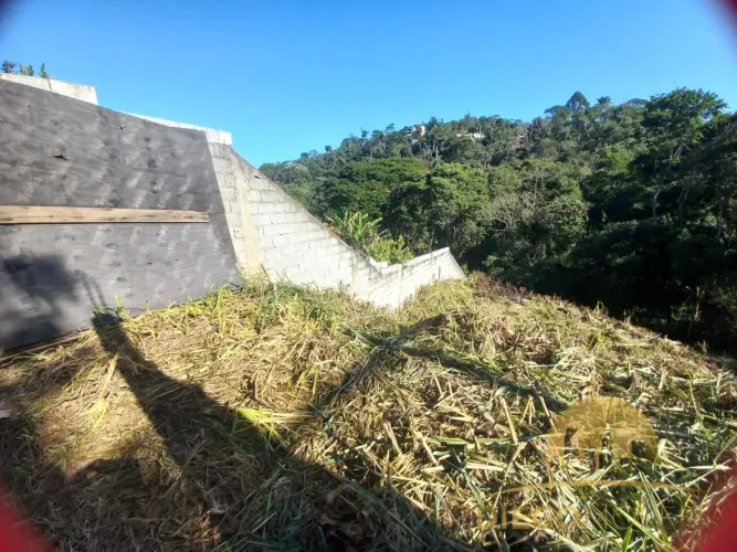 TERRENO À VENDA EM TERRA PRETA  PARQUE BELA VISTA