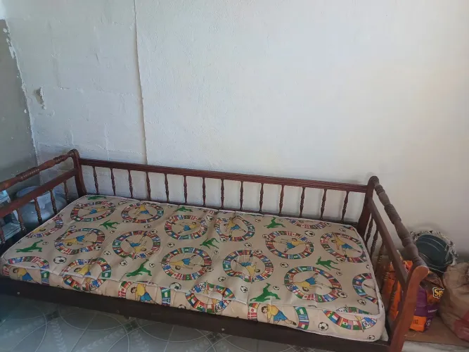 Cama e colchão