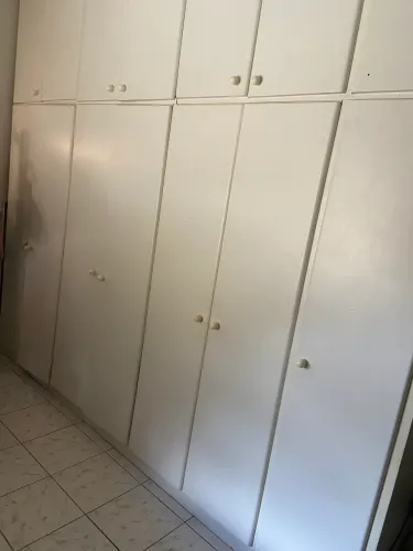 Guarda roupa grande em madeira marítima 