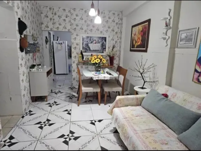 NJ05 - CASA A VENDA EM SANTO ESTÊVÃO