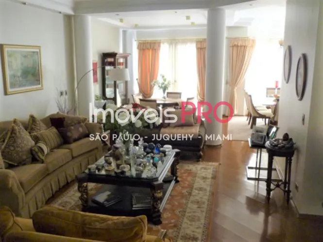 Linda casa com 4 suítes - Alto da Boa Vista