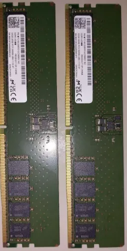 Kit Memória Ram Micron 64GB (2x32GB) DDR5 5200MHz CL40