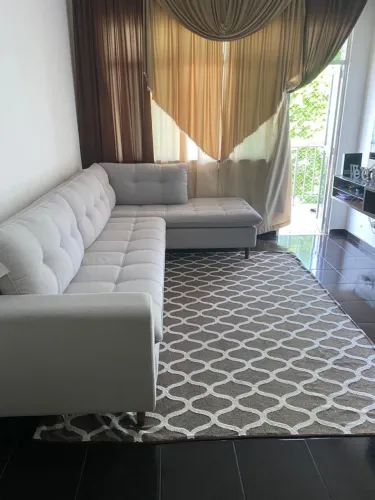 SOFÁ COM CHAISE - LUXO 3,05 x 1,80( CHAISE)