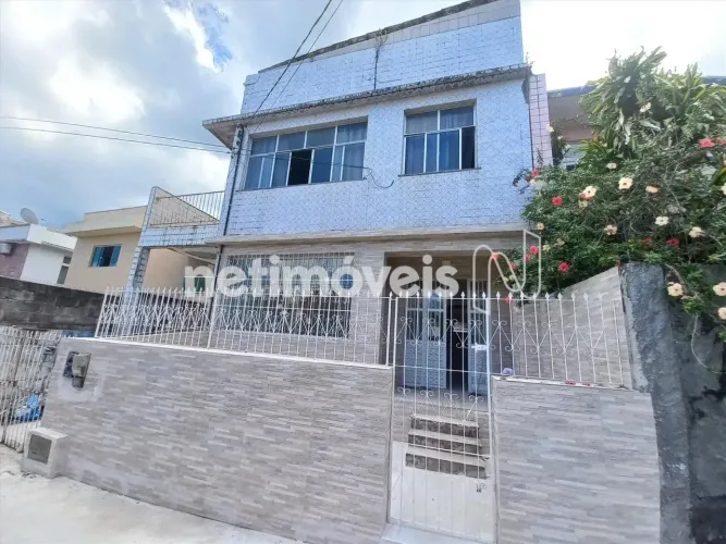 Apartamento 3 Quartos Tipo Casa para Aluguel no Monte Serrat ( Cidade Baixa )