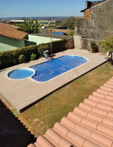 Piscina de Fibra 8 metros com hidromassagem + Spar instalado