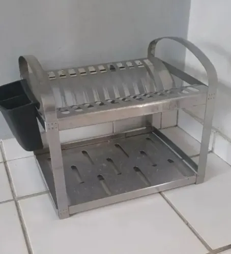 Vendo esse escorredor MENOR VALOR R$: 100,00 - Bairro Saci