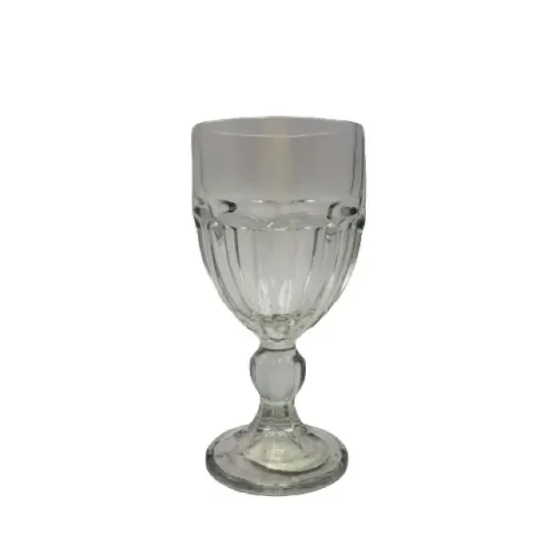 Taças de água e vinho