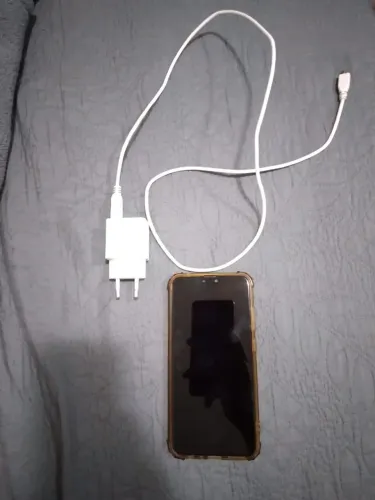 Vende-se Celular Asus Zenfone Max Shot A001D 32GB + Carregador
