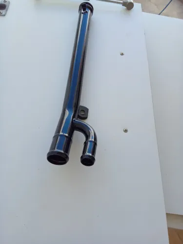 Tubo d'água novo do motor Renault sandero logan 